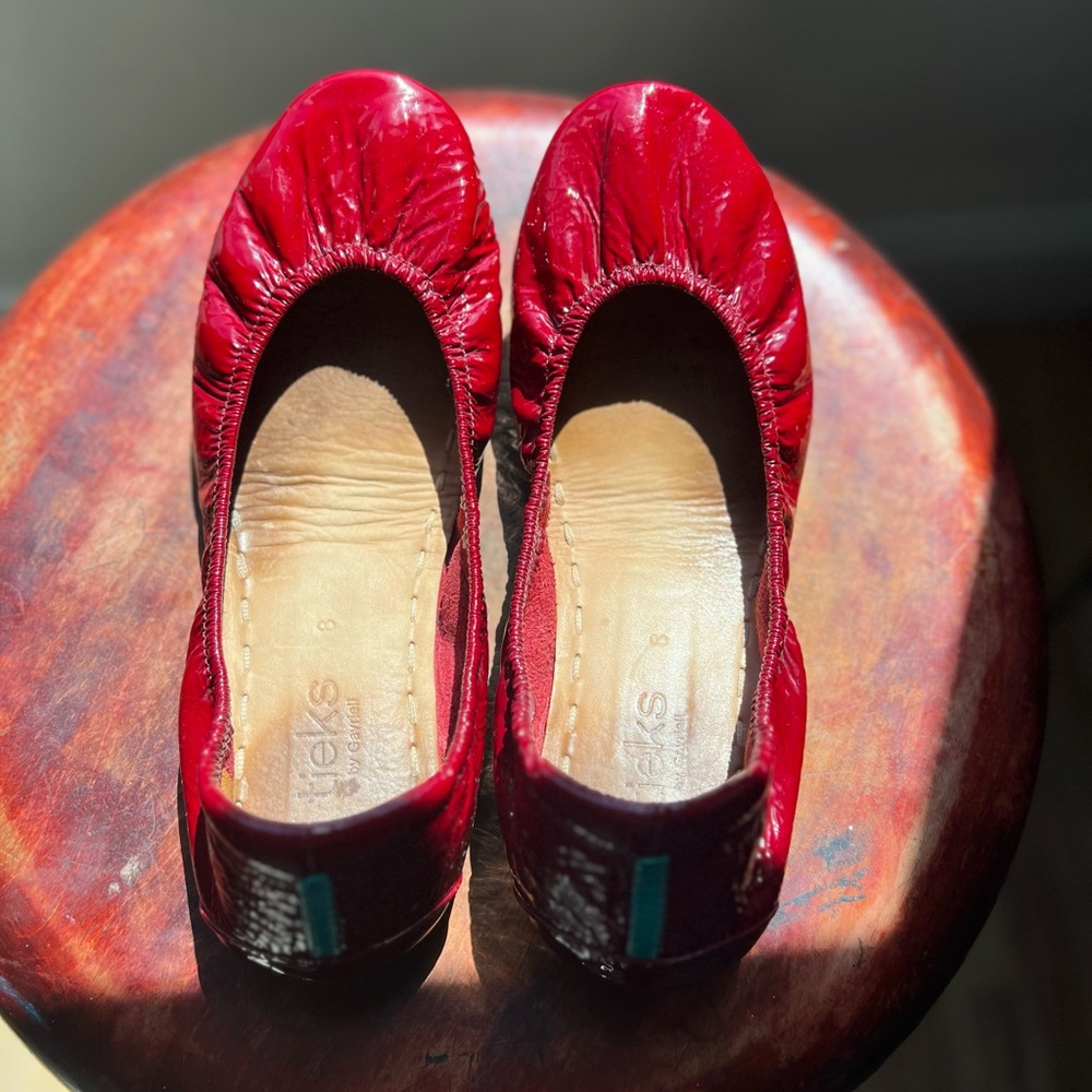 💎Tieks ruby red patent leather ballet flats 💎